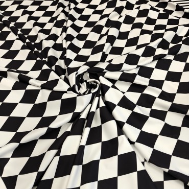 Бифлекс с черно белыми ромбами