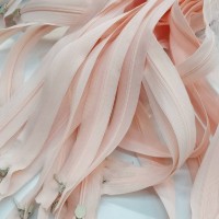 Молния потайная - цвет зефирка