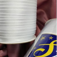 Косая бейка атласная белый цвет 8 мм