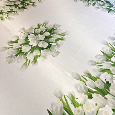 Праздничная скатерть с Тюльпанами
