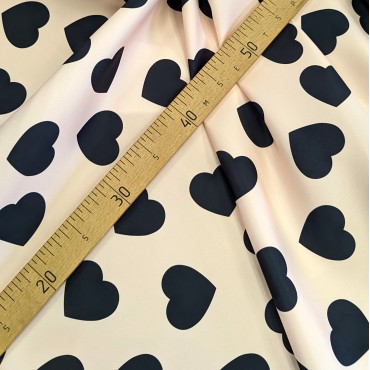 Атлас матовый Абрахам с черными Сердечками