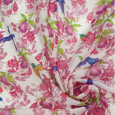 Органза матовая Виола с цветочным принтом и колибри