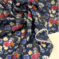 Органза матовая Виола с узором из цветов мака и ромашкой