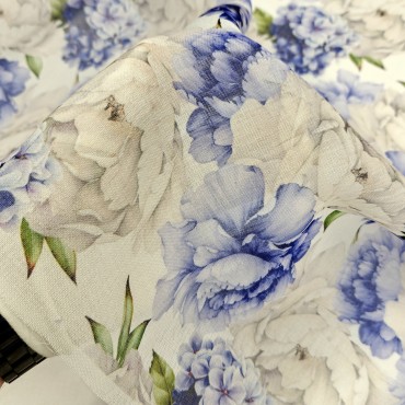 Органза Тори матовая с бело-голубыми Пионами