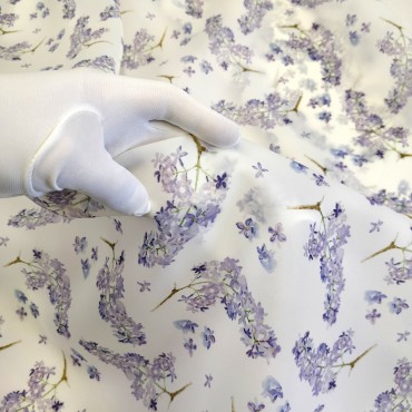 Органза матовая Виола с рисунком сирени