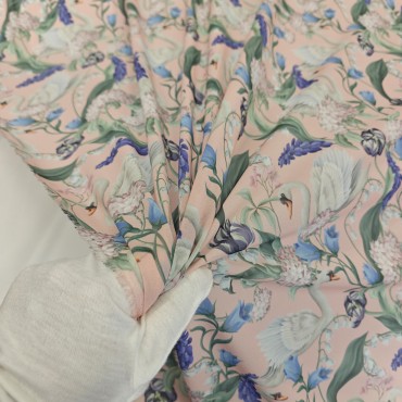 Шифон Romy с цветочным принтом и лебедем