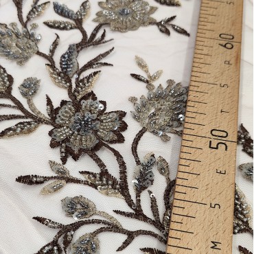 Кружевное полотно расшитое бисером