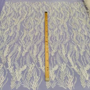 Кружевное полотно расшитое бисером и пайетками