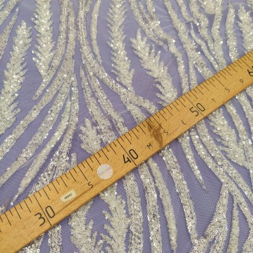 Кружевное полотно расшитое бисером и пайетками