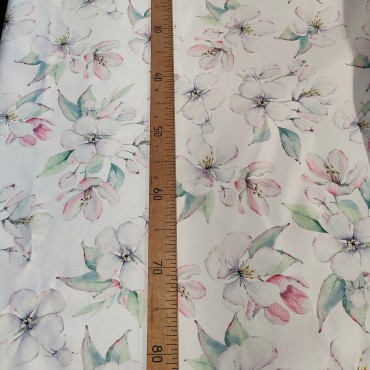 Атлас Дюпон с принтом цветочки яблони