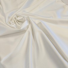 Вискозный атлас стрейч костюмно-плательный Vella молочного цвета