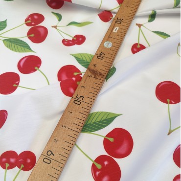 Поплин плательный с вишенками