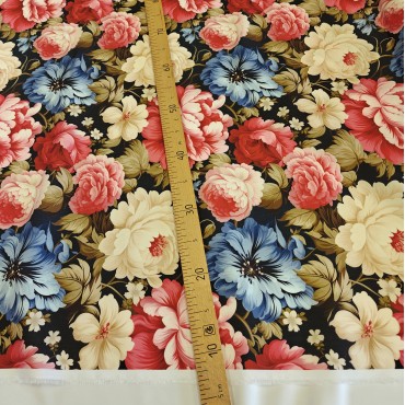 Плательный поплин с винтажным цветочным мотивом