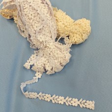 Кружево макраме узенькое белого цвета