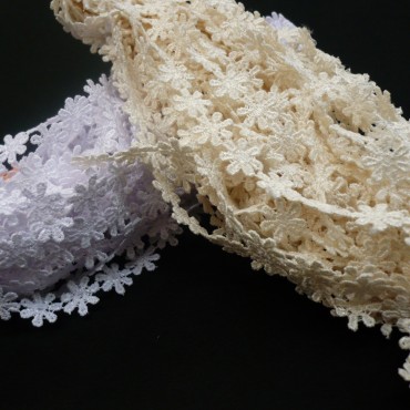 Кружево макраме узенькое белого цвета