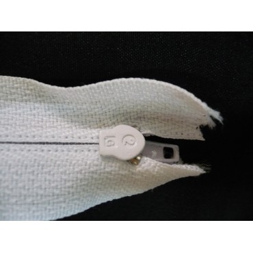 Молния спиральная № 3 - цвет белый