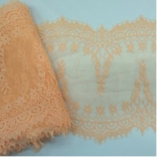 Кружево шантильи персикового цвета